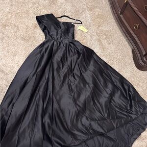 Elegant Black Evening Gown